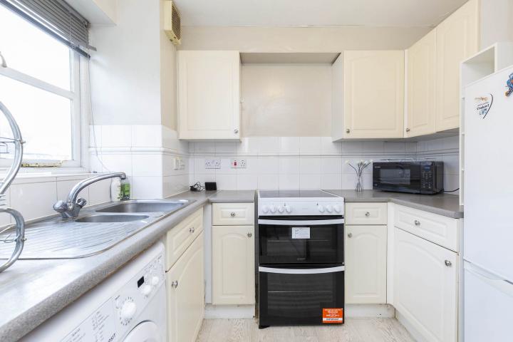 Modern Apartment Upton Close, Cricklewood